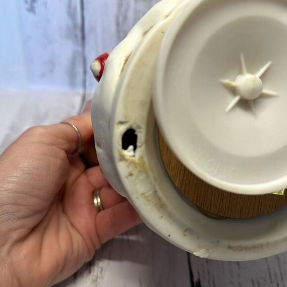 Vintage Musical Forest Friends Rotating Figurine For Christmas Around The World - Picture 7 of 9